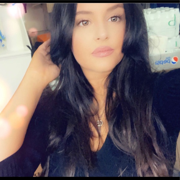 Meet your Posher, Katie - Picture 4 of 4